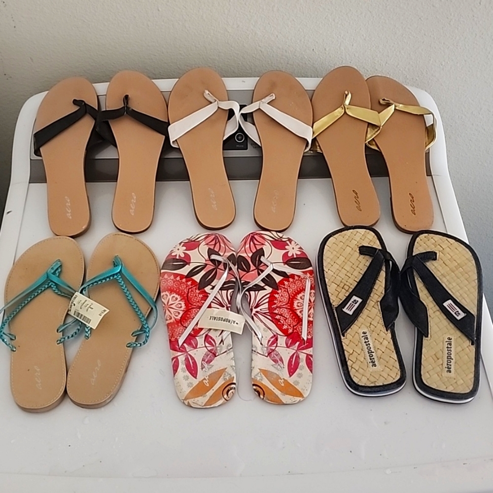 Aeropostale flip flops size 9